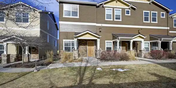 5653 Saint Patrick View