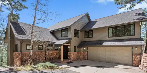 14 Pine Brook Road