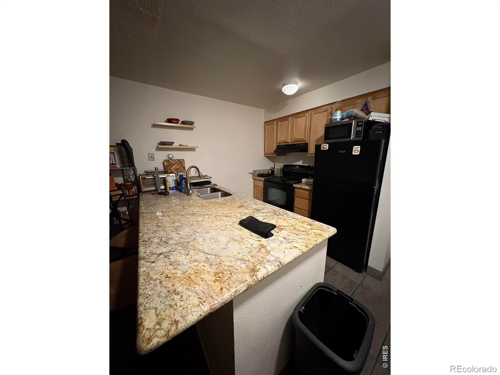 Image 4: Kitchen (Current Photo)