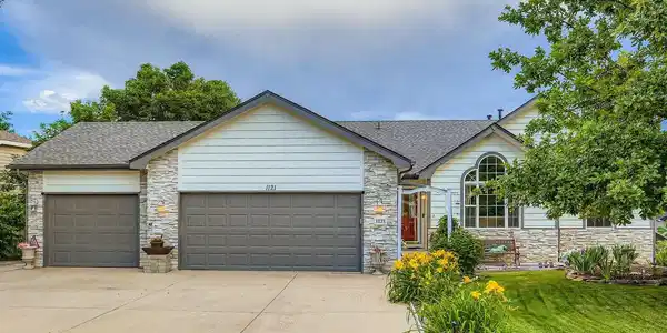 1121 Country Acres Court