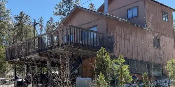 885 Pratt Creek Road