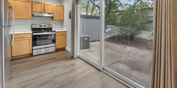 Image 4: Kitchen with outdoor access