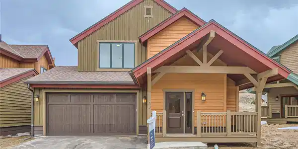 1103 Lupine Lane