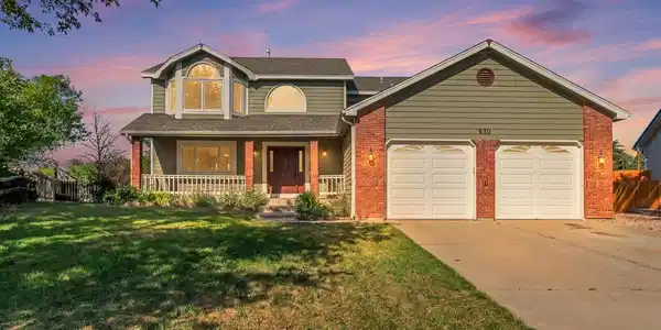 930 Grouse Circle