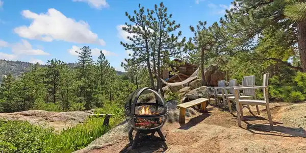 Image 4: The perfect space to enjoy the views Image 4: The perfect space to enjoy the views