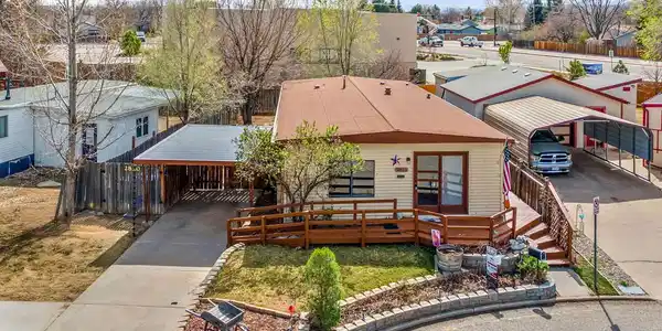 2820 Mango Place