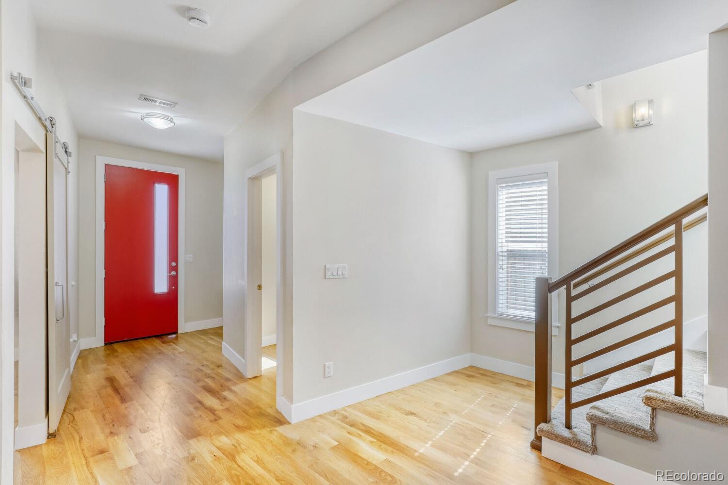 Image 3: Foyer Image 3: Foyer