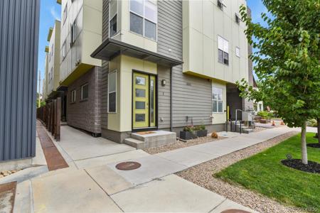 4943 Lowell Boulevard