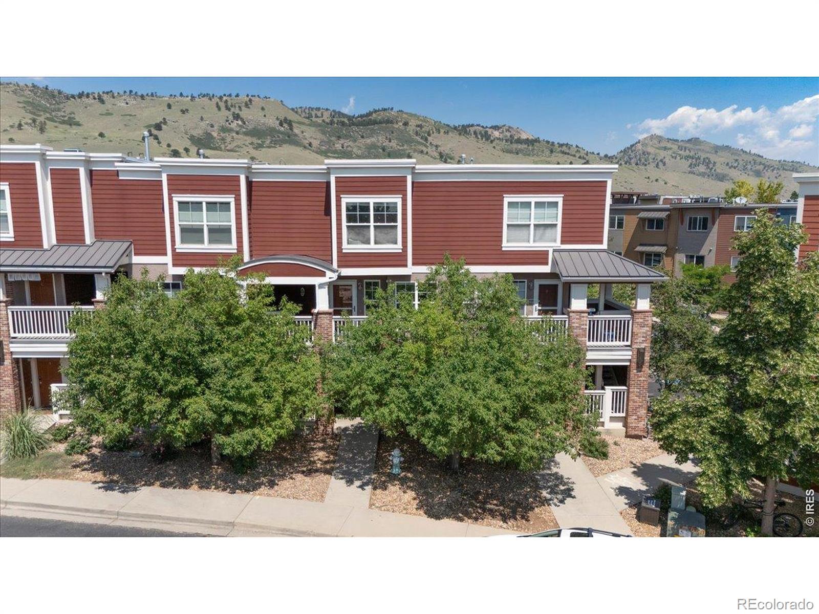Image 1: 2nd floor entry tucked into the trees Image 1: 2nd floor entry tucked into the trees