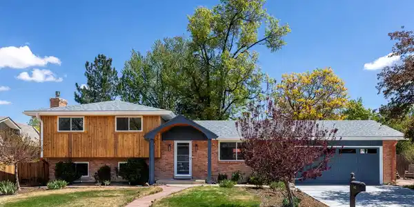 140 Iroquois Drive