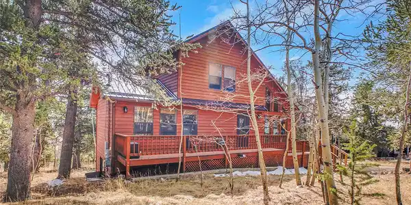 385 Pine Drive