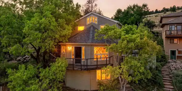 219 Ewald Avenue