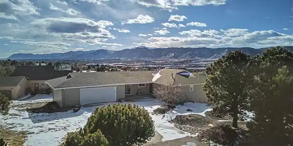 733 Bowstring Road