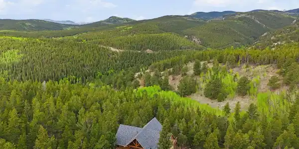 672 Paradise Valley Parkway