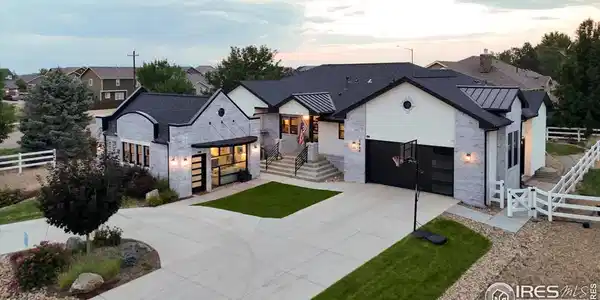 7998 Angel View Drive