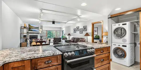 800 Copper Road