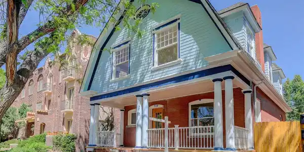 729 E 10th Avenue