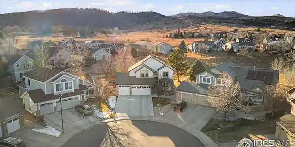 3257 Honeysuckle Court