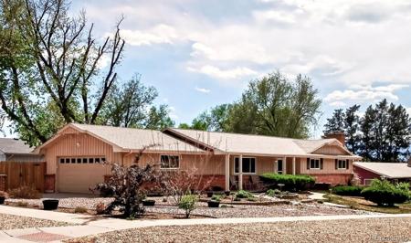 2511 Holiday Lane