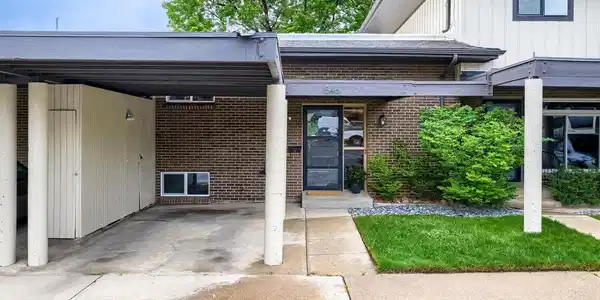 1546 Greenbriar Boulevard