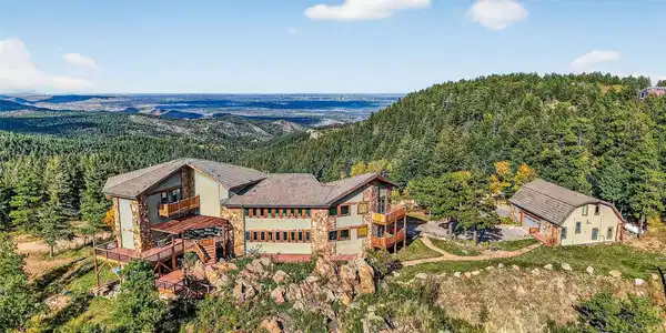 14900 Elk Mountain Trail