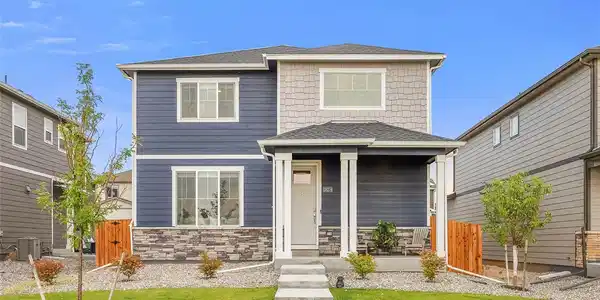 28274 E 8th Place