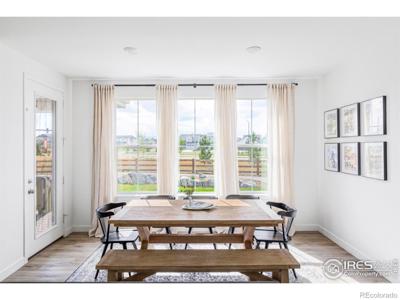 904 Clover Loop