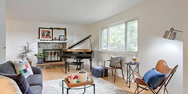 Image 4: Open living room space, with refinished floors and fresh paint. Plenty of room to entertain. The window faces West and offers partial views of the iconic Flatirons. Image 4: Open living room space, with refinished floors and fresh paint. Plenty of room to entertain. The window faces West and offers partial views of the iconic Flatirons.