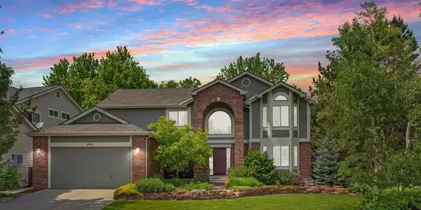 1401 Clover Creek Drive