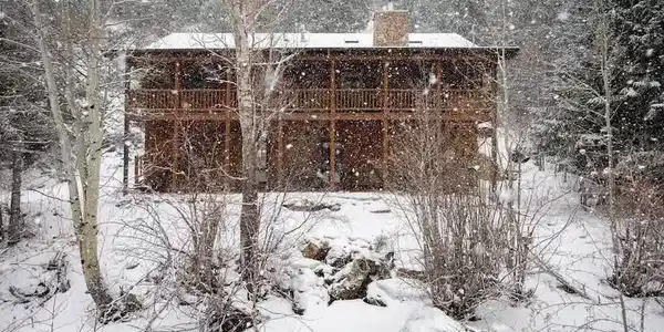 4825 Colorado 103