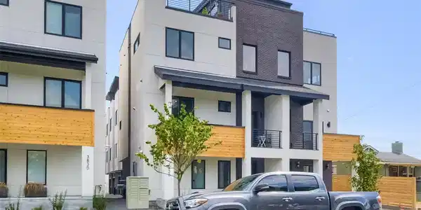 3820 Jason Street