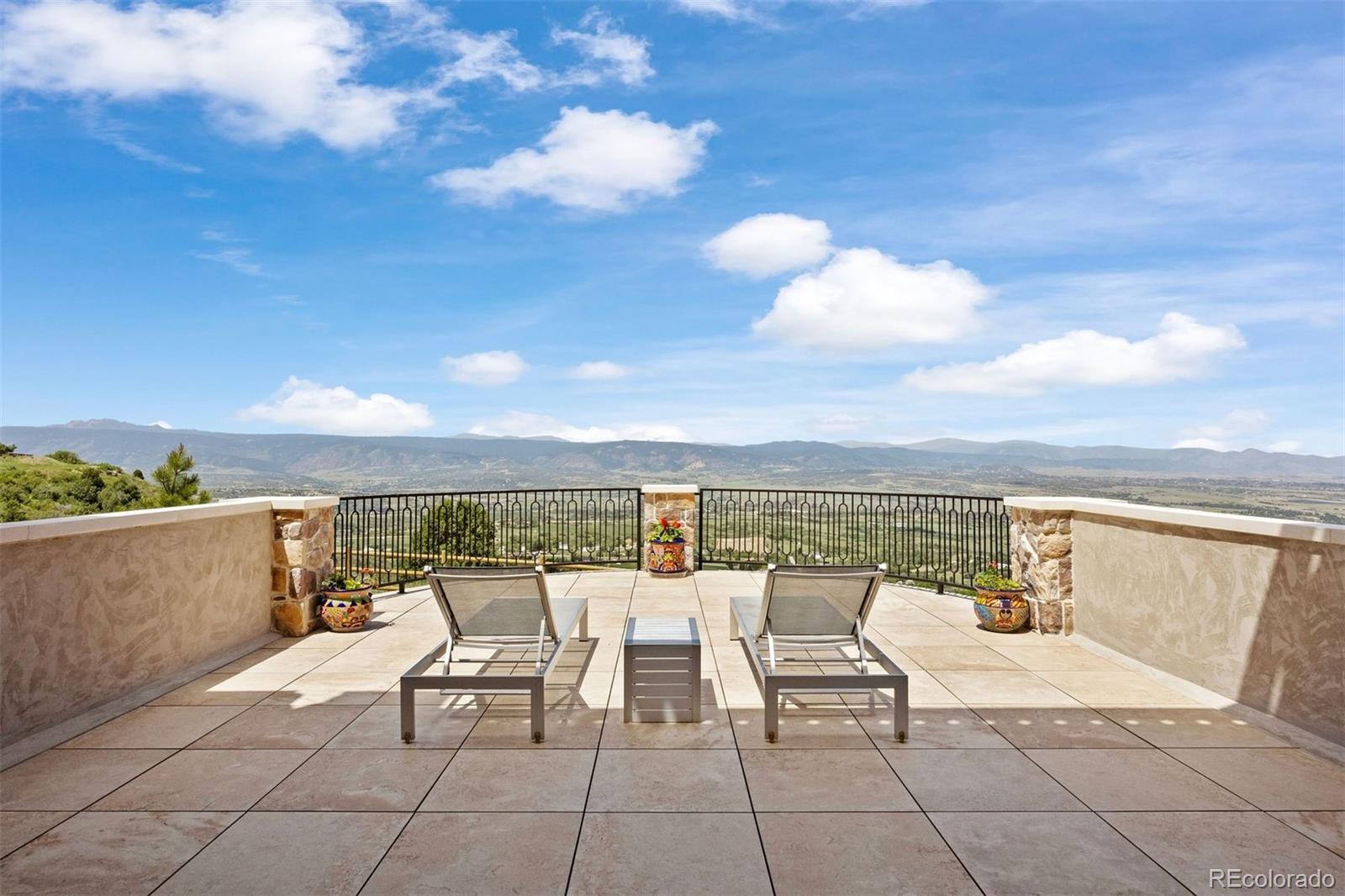 Image 2: The outdoor spaces are designed for year-round use - an extraordinary vantage point, with the entire Front Range visible, Pikes Peak to Longs Peak. Image 2: The outdoor spaces are designed for year-round use - an extraordinary vantage point, with the entire Front Range visible, Pikes Peak to Longs Peak.