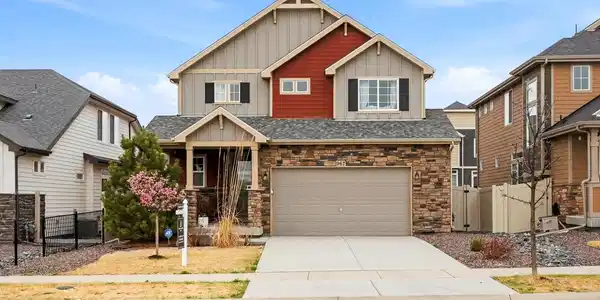 967 Highlands Circle