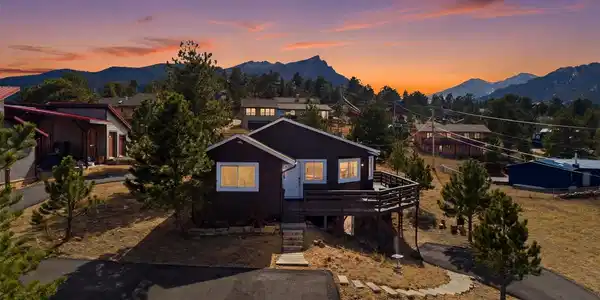 2619 Sunrise Court
