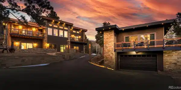94 Crest View Drive
