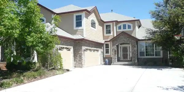 6038 Rogers Circle
