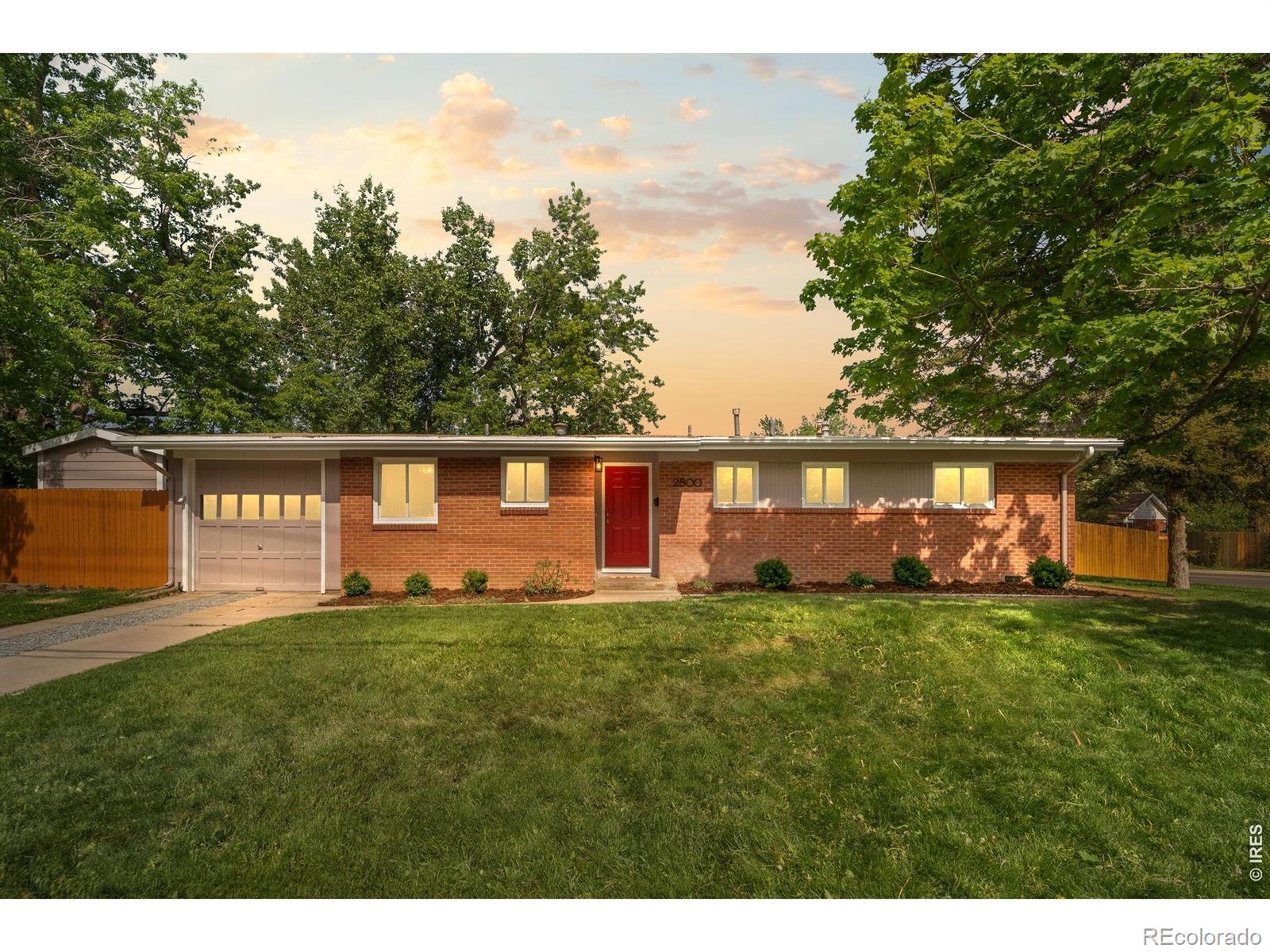 Image 1: Welcoming front facing view of the home Image 1: Welcoming front facing view of the home