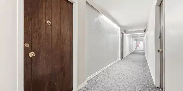 Image 2: Interior, Secure Entry Image 2: Interior, Secure Entry