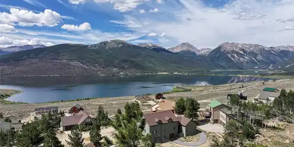 350 La Plata Peak Drive