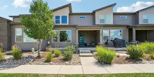 387 Sour Street