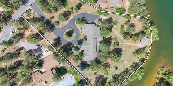Image 4: One of the Best lots on the lake! Remodel the solid 70s house or build new! Image 4: One of the Best lots on the lake! Remodel the solid 70s house or build new!
