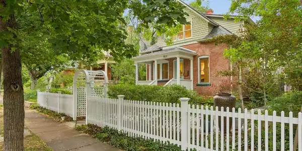 512 Marine Street