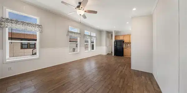 Image 3: Living Room Image 3: Living Room