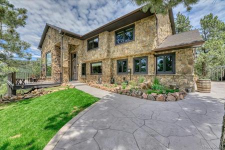 2112 Sawmill Gulch Road