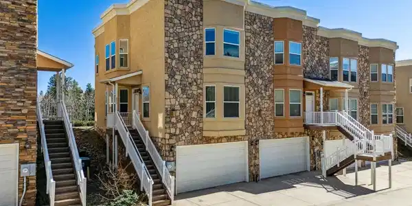 820 N Vernon Drive