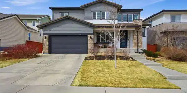 11127 Pastel Point