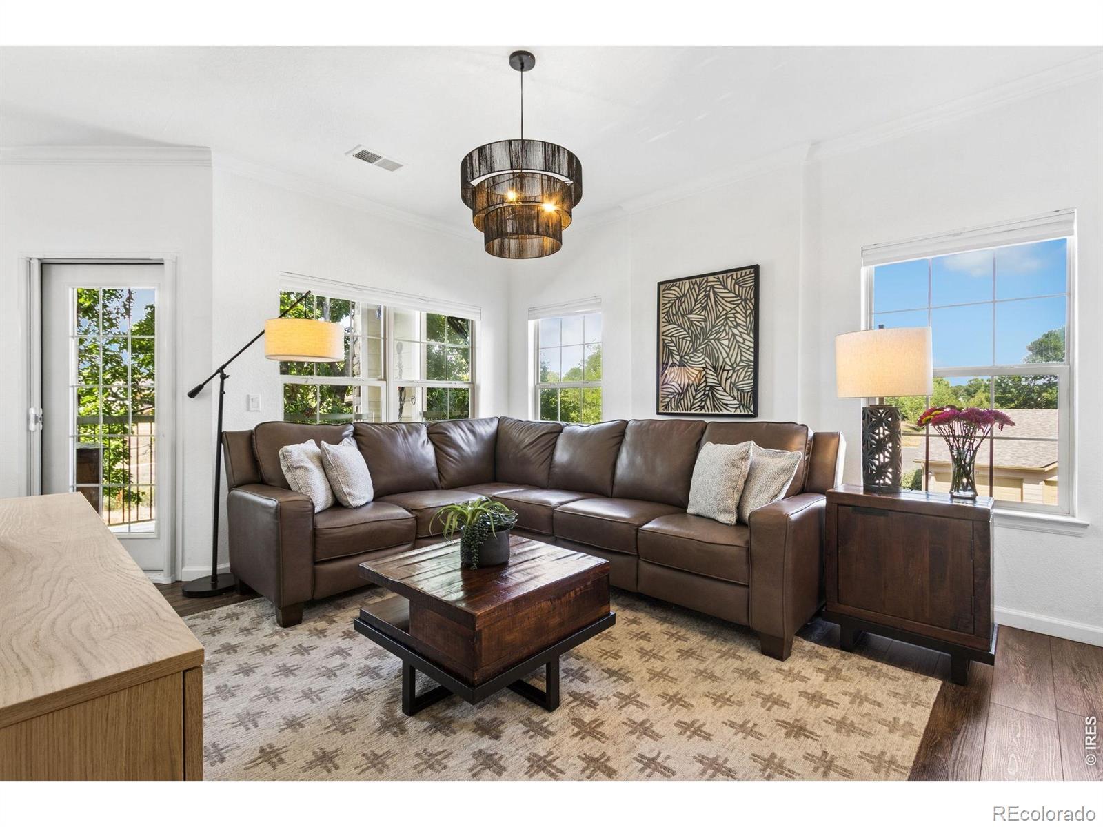 Image 4: Easy access to balcony Image 4: Easy access to balcony