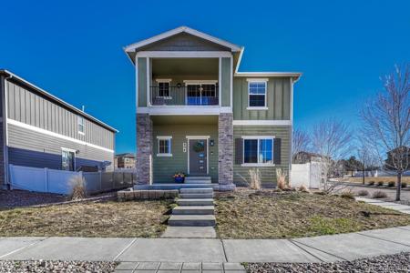 898 Antrim Loop