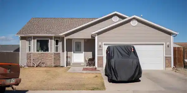1250 Deserado Drive