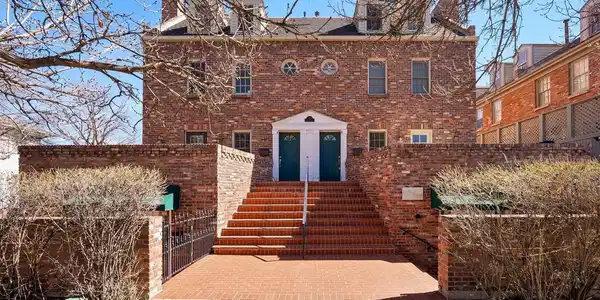 350 Clayton Street